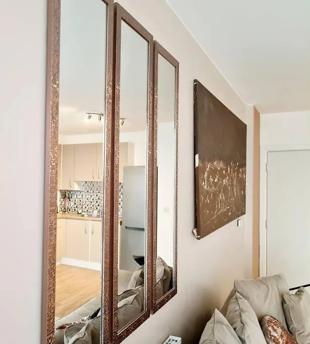 Stylish Apartment Near Tower Bridge London